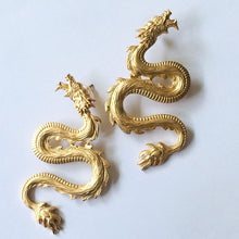 Load image into Gallery viewer, Dragon Stud Earrings